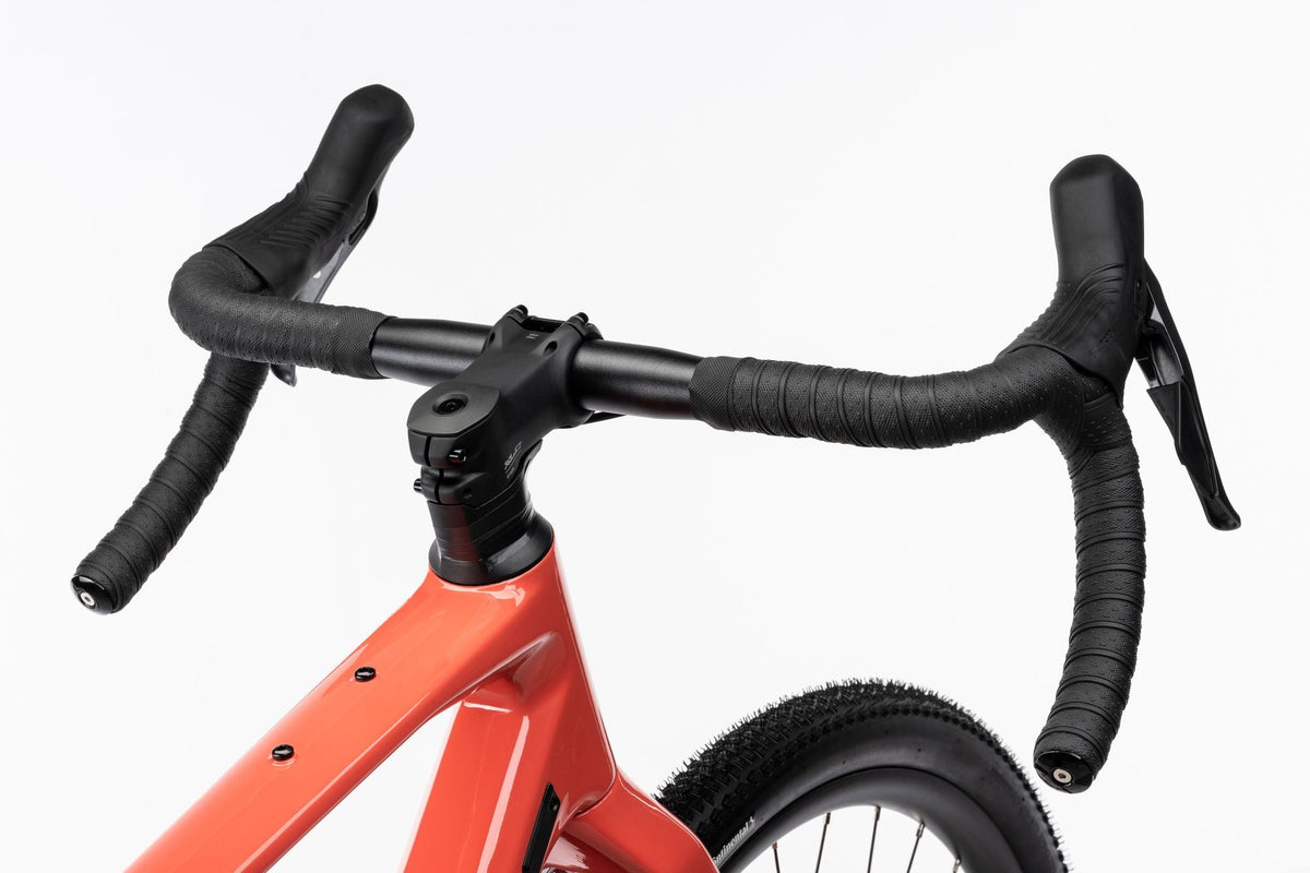 Bicicleta gravel Ghost Asket CF Pro 2026 passion flame/sandy beige – detalle