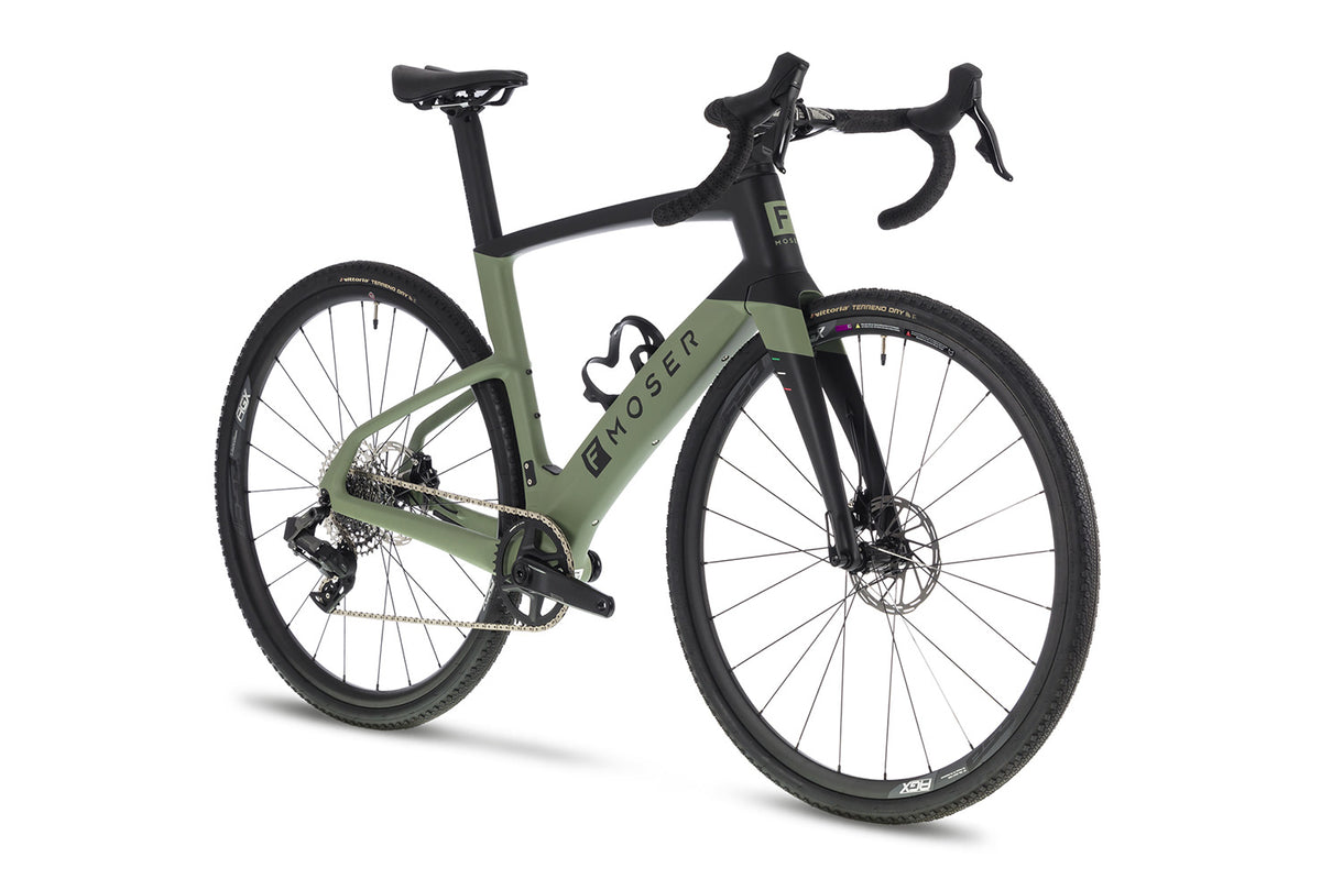 Bicicleta eléctrica gravel F Moser Gravel Rival – vista en perspectiva