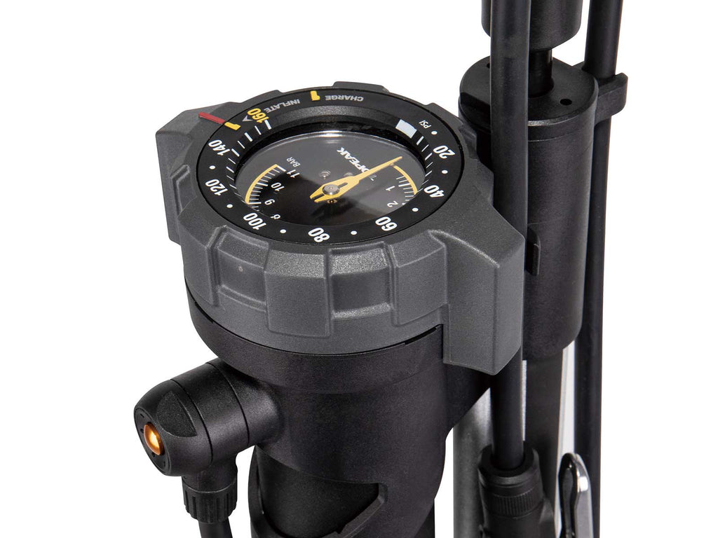 Bomba de suelo Topeak JoeBlow Booster para tubeless negro – detalle del manómetro
