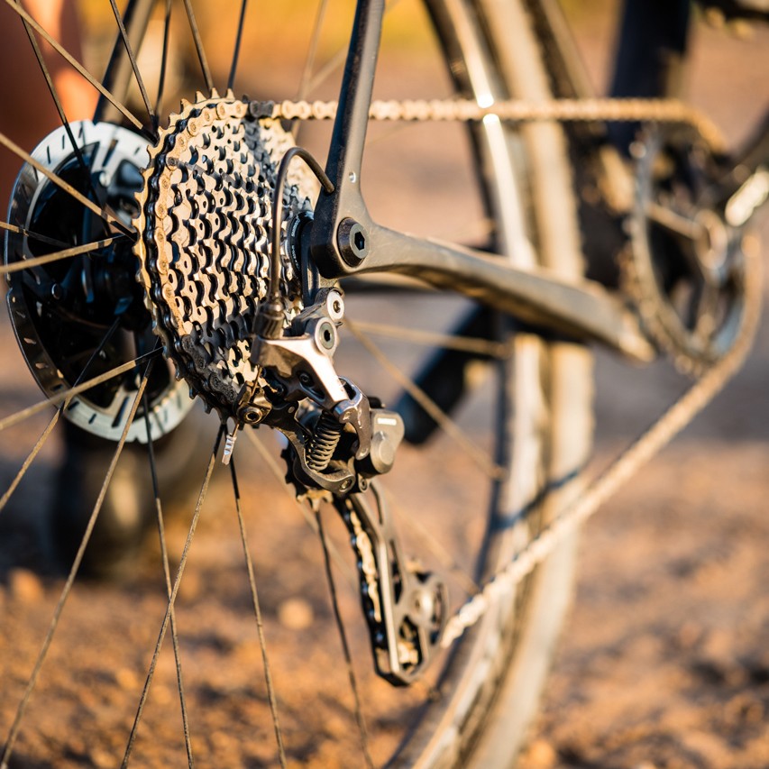 Cambio Shimano GRX RD-RX810 vista trasera