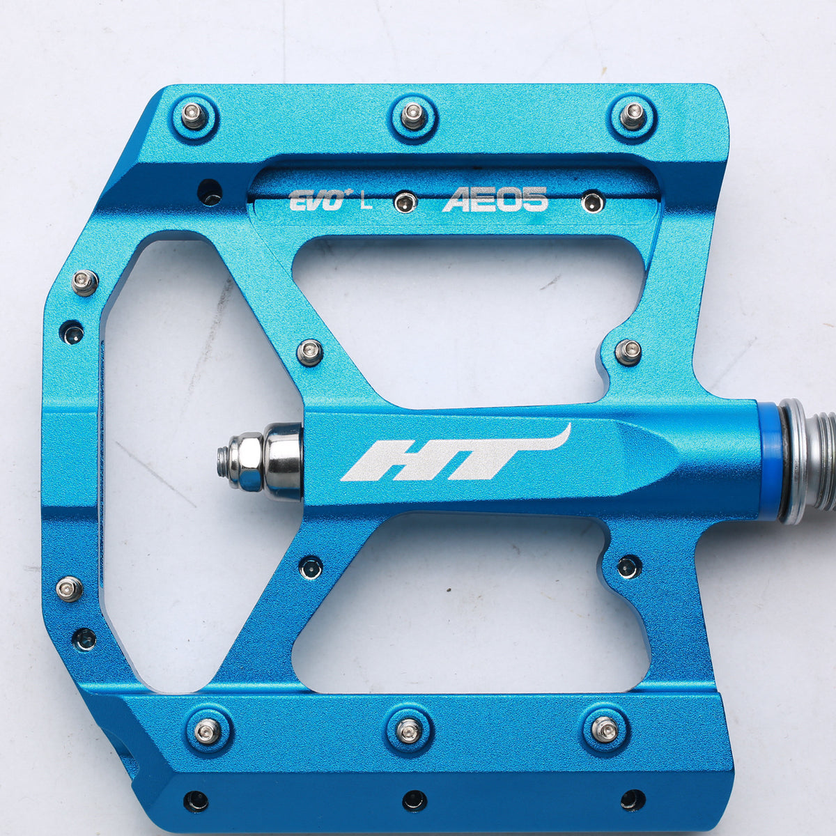 Pedales de plataforma HT AE05