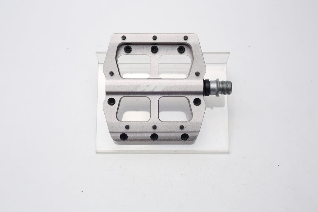 Pedales de plataforma HT AN03A