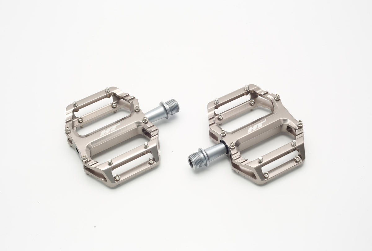 Pedales de plataforma HT AR09SX