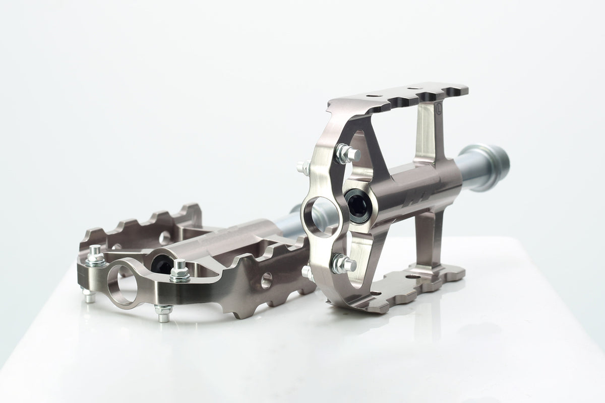 Pedales de plataforma HT ARS03