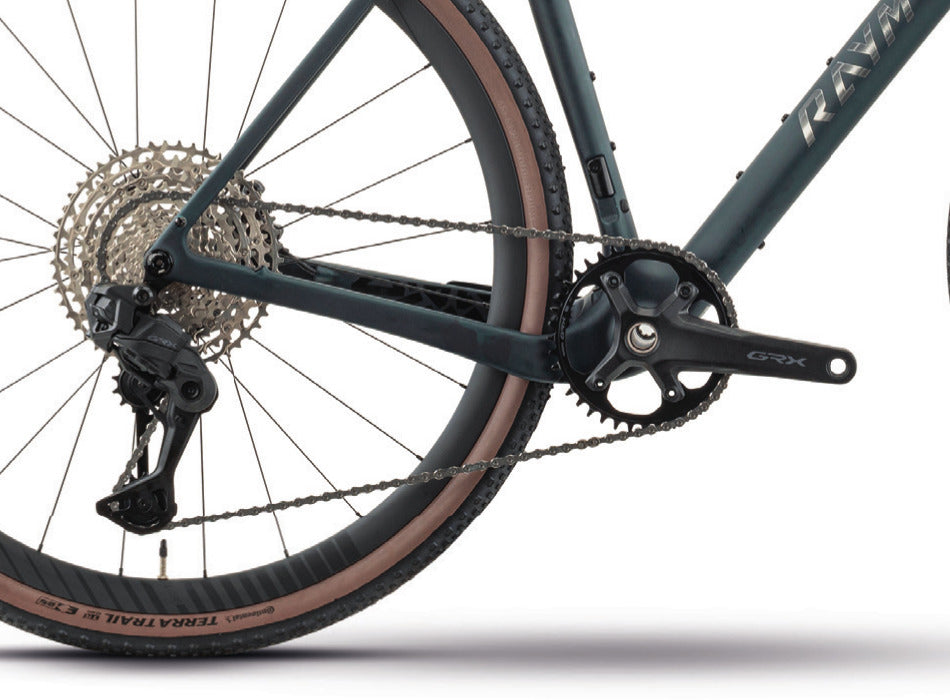 Bicicleta gravel Raymon Soreno Ultra 2027 ud jadegreen – detalle transmisión Shimano GRX Di2 12v