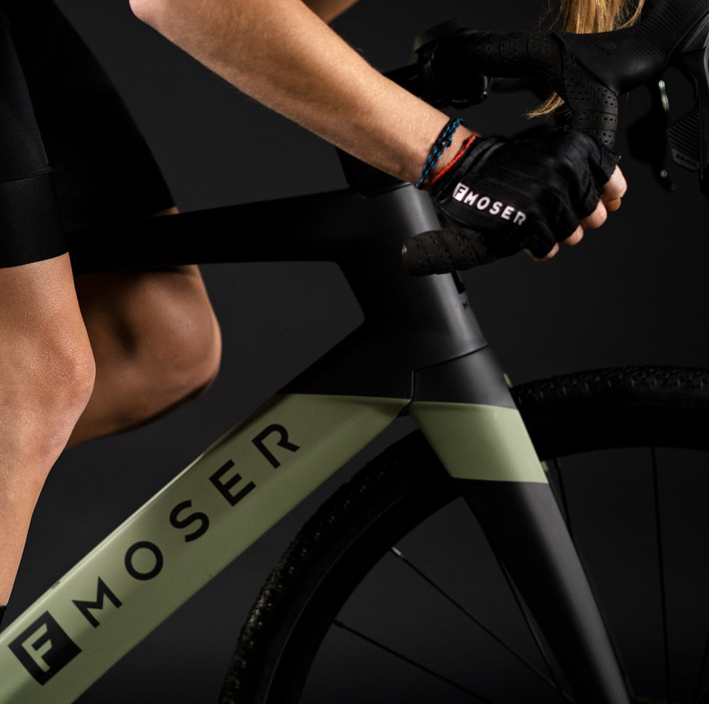 Bicicleta eléctrica gravel F Moser Gravel Force – vista lateral