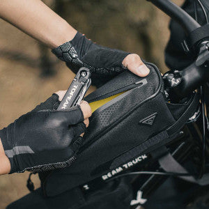 Bolsa de tubo superior Topeak TopLoader negro – montada en la bici